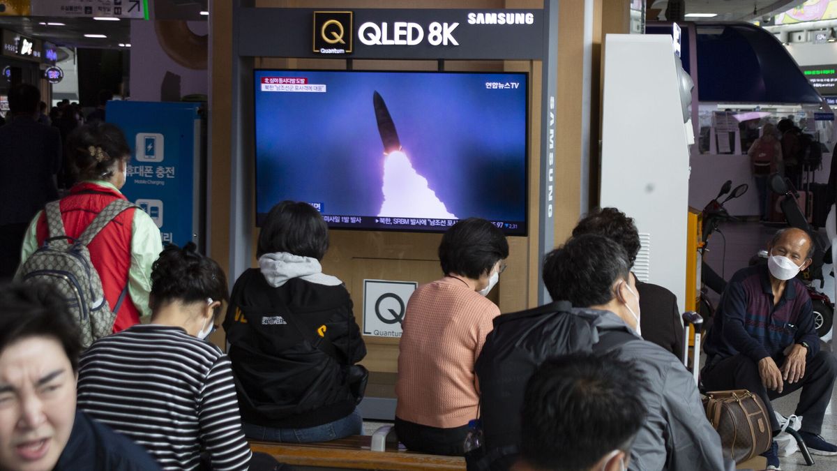 Corea del Norte lanza un nuevo misil y Seúl le impone sus primeras sanciones en cinco años