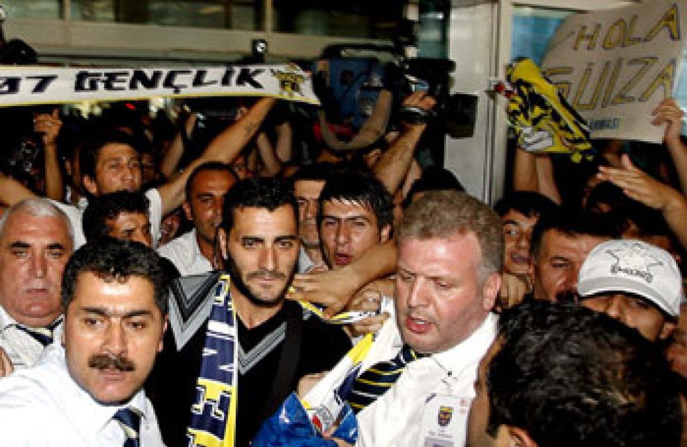 Foto: Aterriza Dani Güiza, el fichaje más caro de la liga turca
