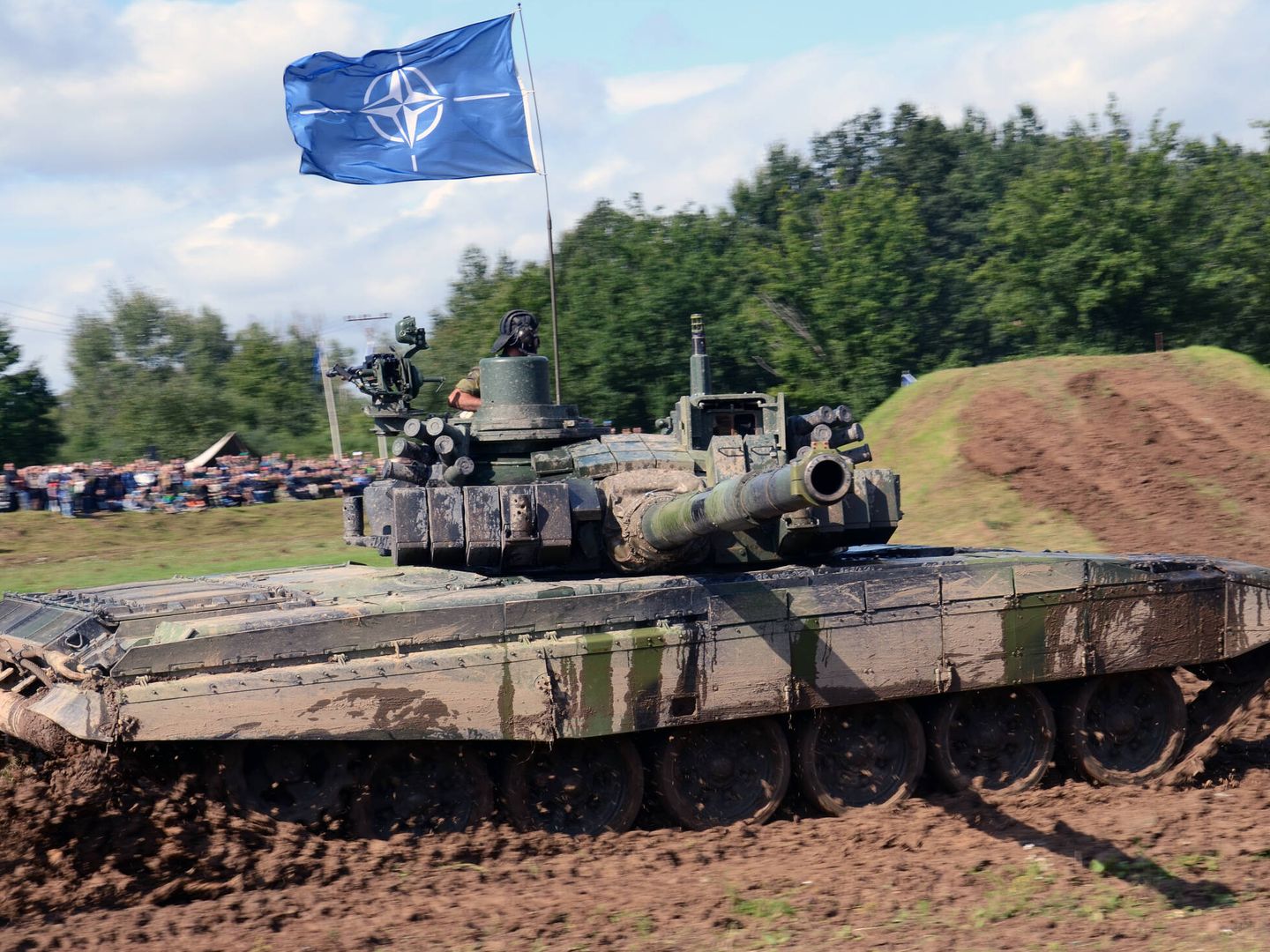 Carro de combate checo T-72M4CZ. (Cedida)