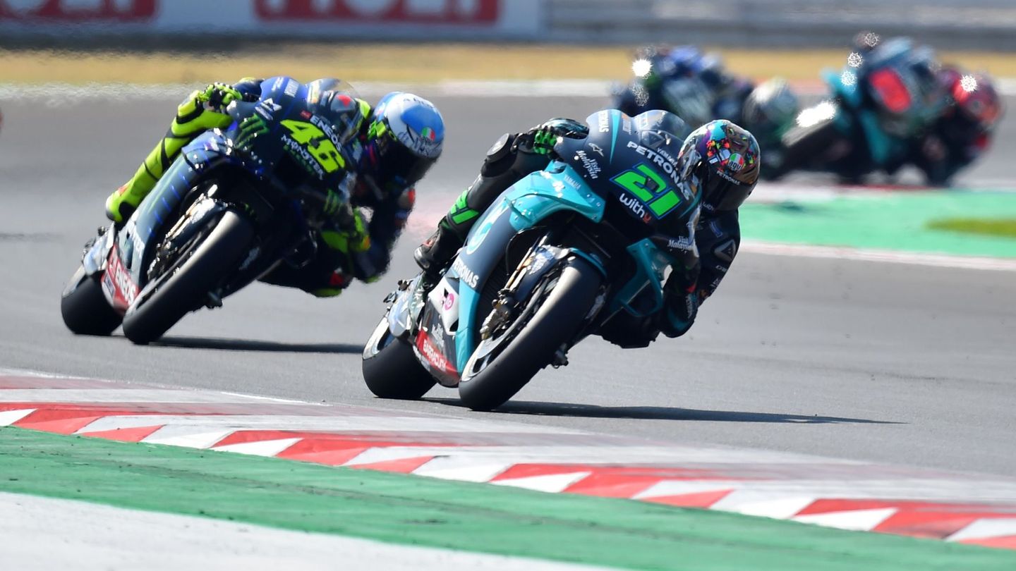 Morbidelli y Rossi, durante el transcurso de la carrera. (Reuters)