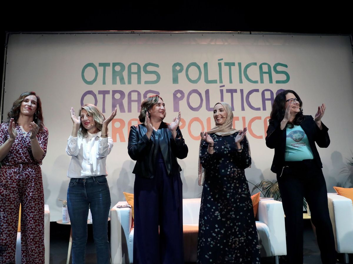 Foto: Las lideresas de izquierda en el acto de Valencia. (EFE/Ana Escobar)