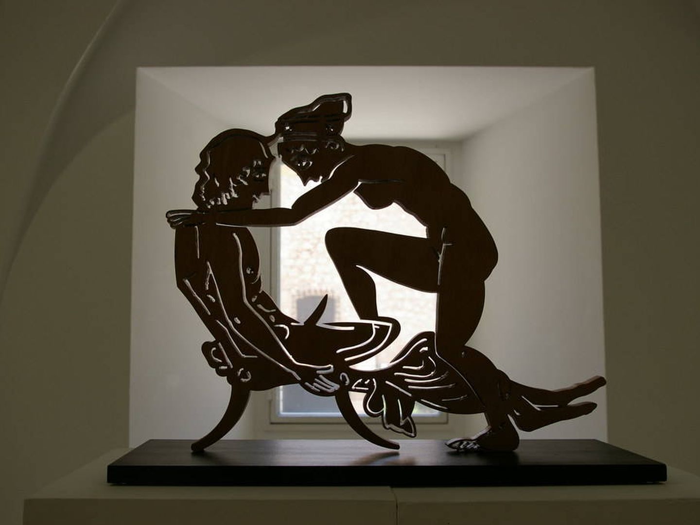 Escultura de la colección 'Suite erótica' de Antoni Miró en Valencia. (Flickr: santi)