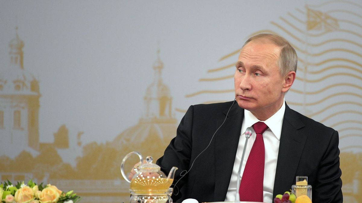 Putin insinúa que 'hackers' de EEUU habrían inculpado a Rusia de injerencia electoral