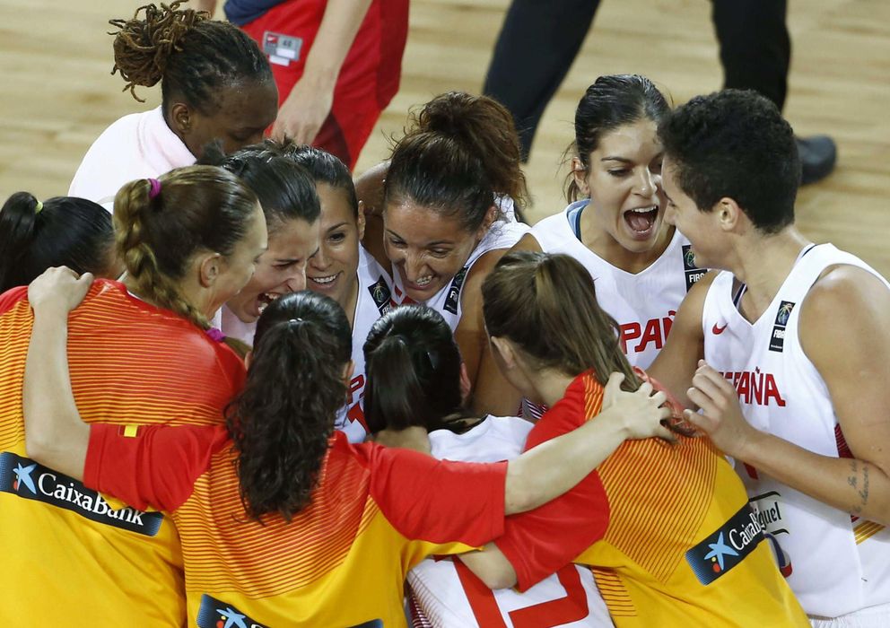 Foto: Las jugadoras de la selección española de baloncesto femenino durante el Mundial de Turquía (Foto: FEB).