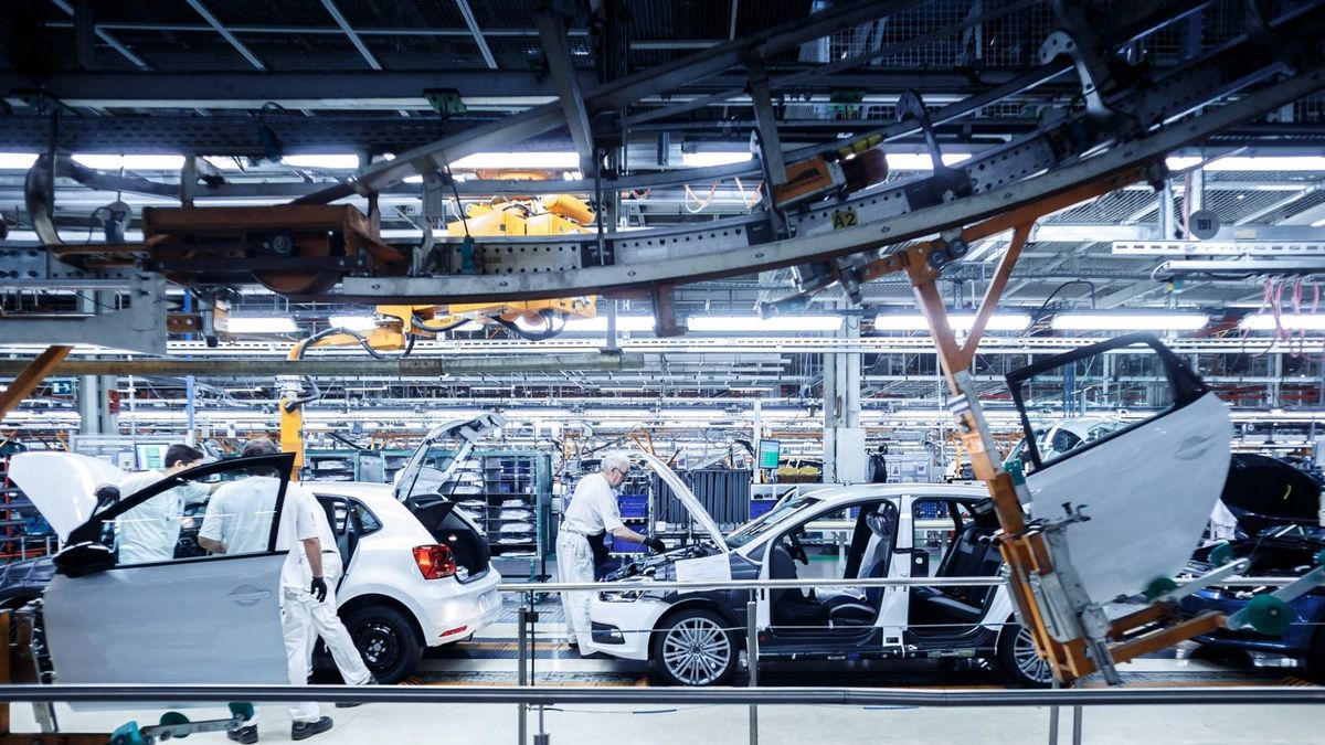 El sector industrial del automóvil facturó 92.000 millones en 2015