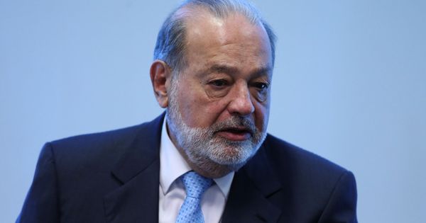 Foto: Mexican billionaire carlos slim speaks during a news conference in mexico city