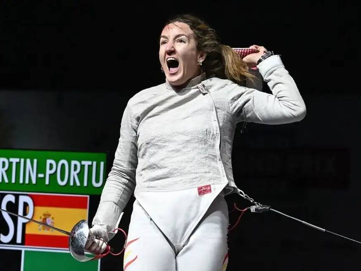 Foto: Lucía, al clasificarse para los Juegos Olímpicos. (Federación Internacional de Esgrima)
