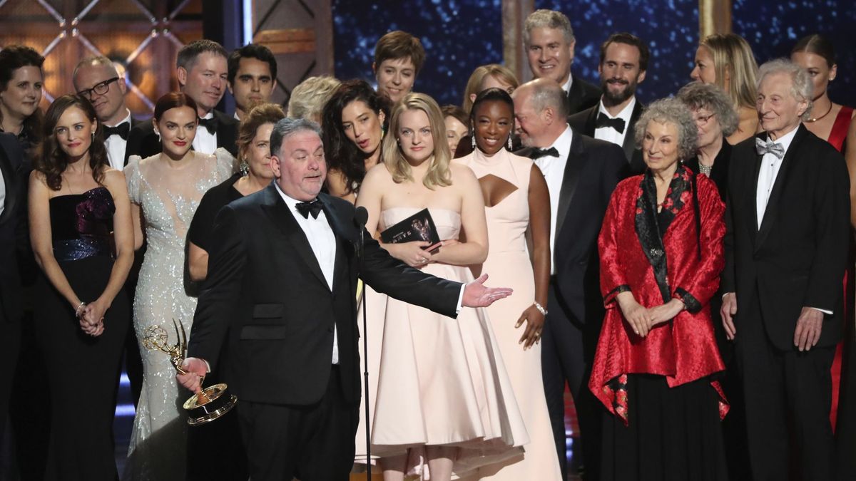'The Handmaid’s Tale' y 'Big Little Lies' se llevan unos Emmys 2017 con rostro de mujer