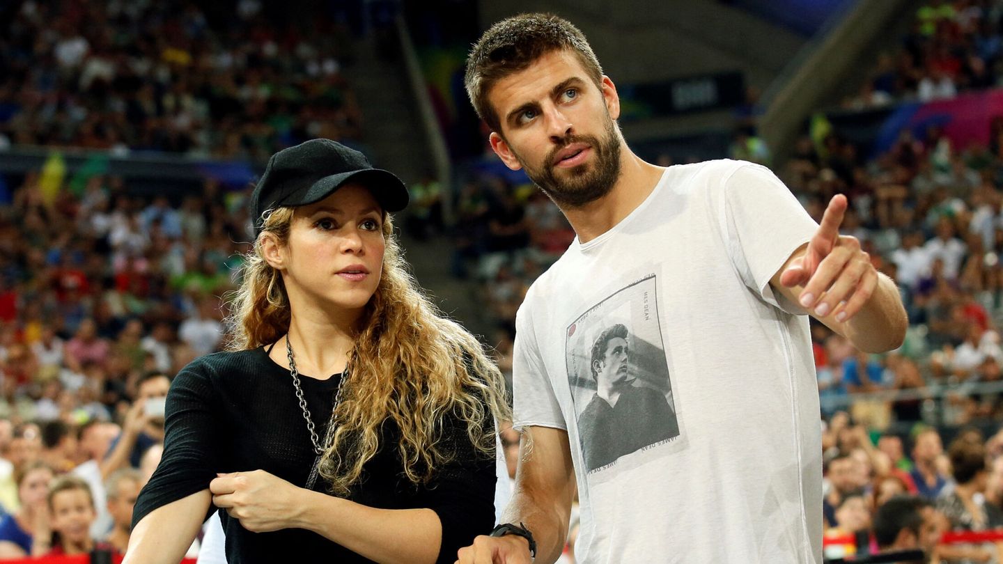 Shakira y Piqué en una imagen de archivo. (REUTERS/Albert Gea)