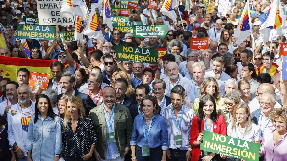 Dirigentes de PP, Vox y Ciudadanos marchan en defensa del castellano con la ausencia de Feijóo