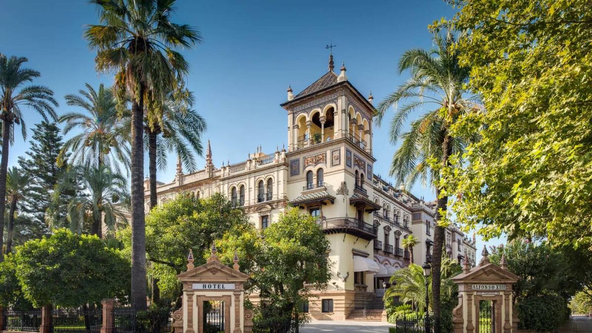 Dentro del hotel Alfonso XIII de Sevilla: de Rosalía y Alejandro Sanz en los Grammy a Orson Welles o Grace Kelly