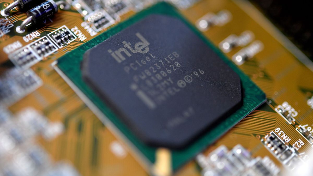 El año que está haciendo temblar a Intel: ¿puede caer el rey de los procesadores? 