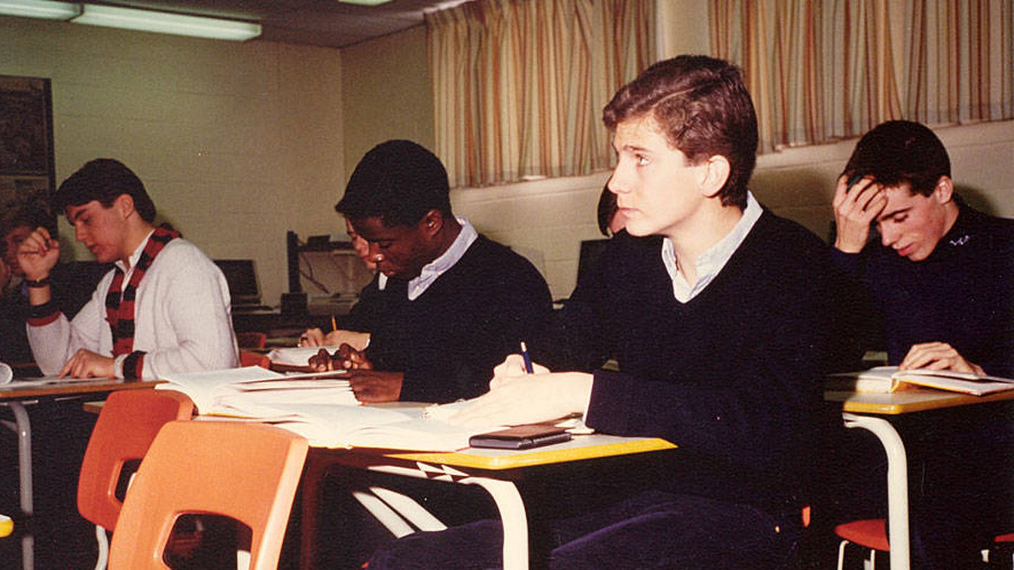 El príncipe Felipe, durante su época de estudiante. (RTVE)