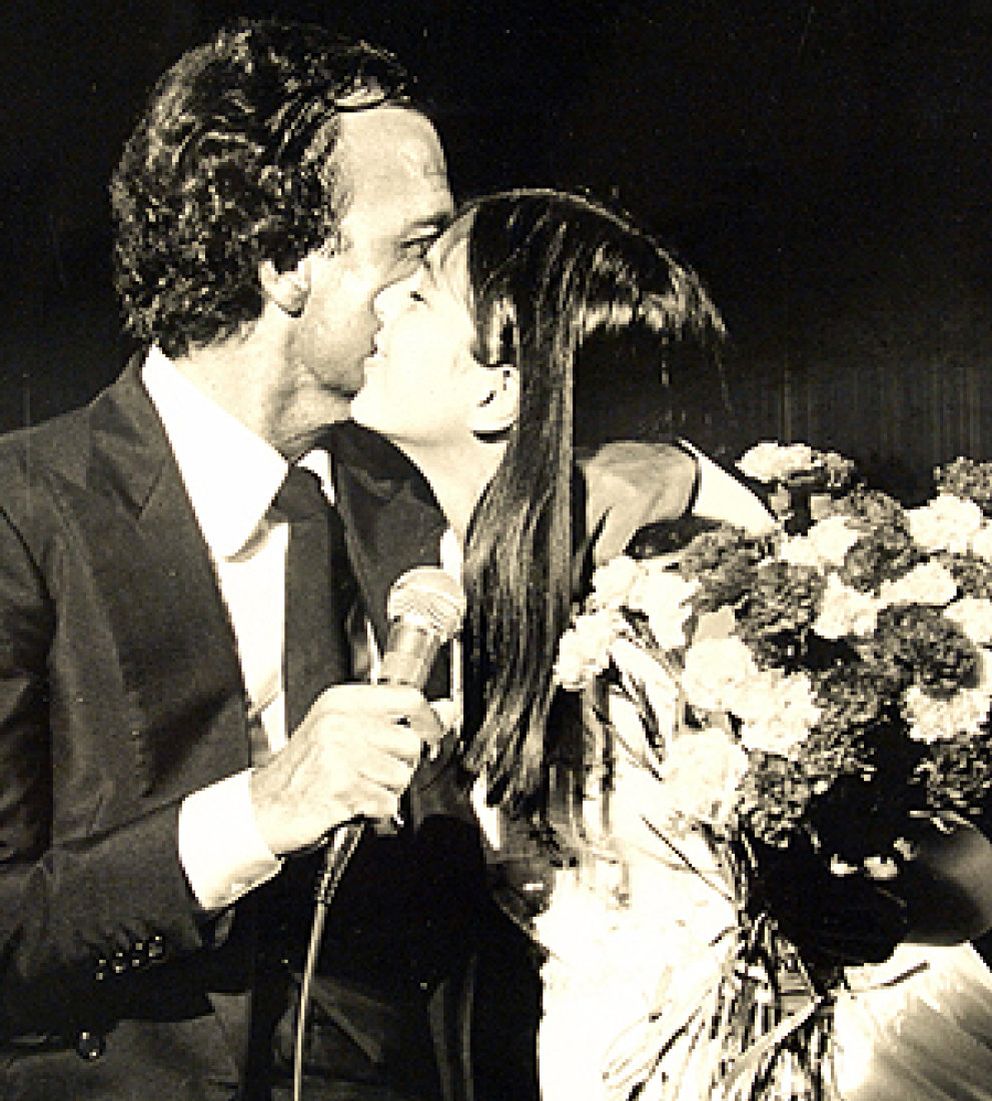 Foto: Julio Iglesias y su hija Chábeli, distanciados tras una disputa telefónica