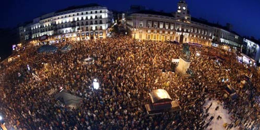 Foto: Decenas de miles de personas toman las calles para mostrar su rechazo a los recortes