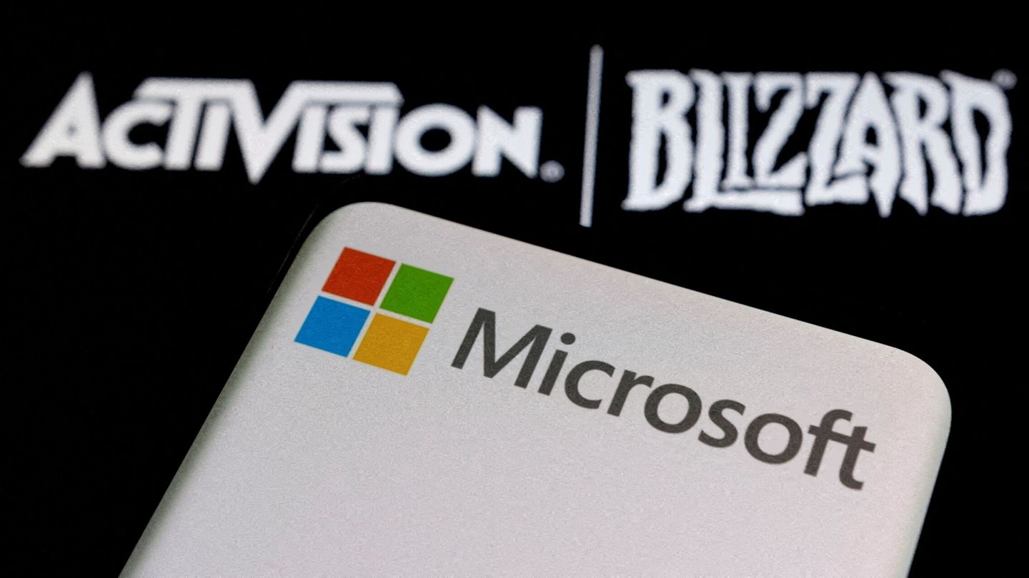 Logo de Activision Blizzard junto al de Microsoft 