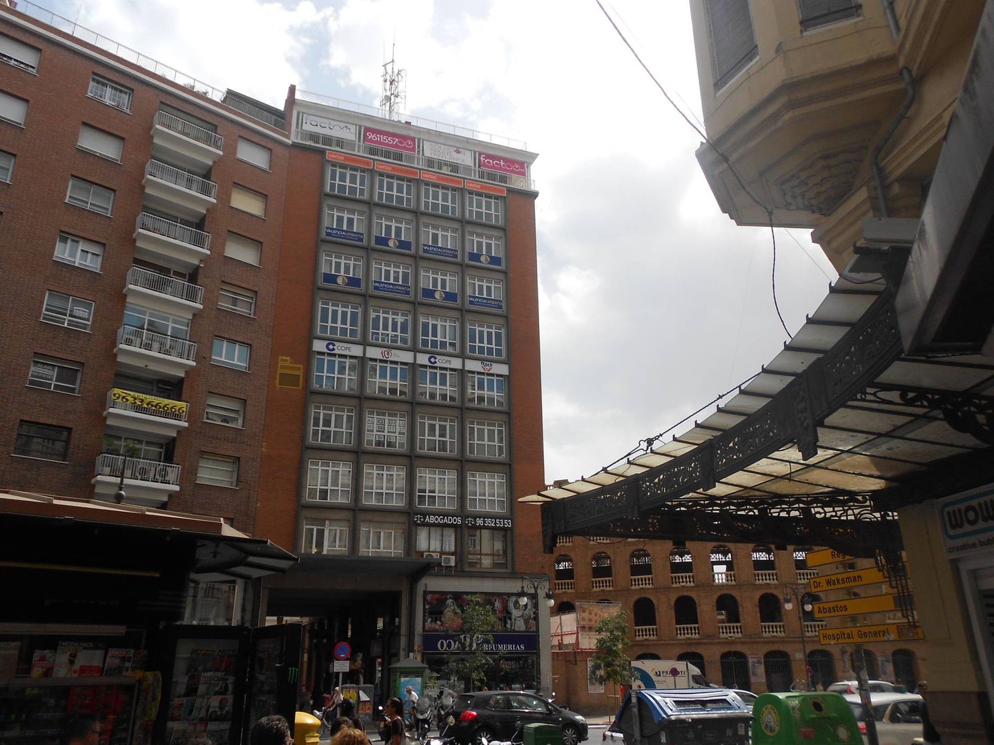 La sede de Factoo ocupa la décima planta de un edificio en Pasaje Doctor Serra, en Valencia. 
