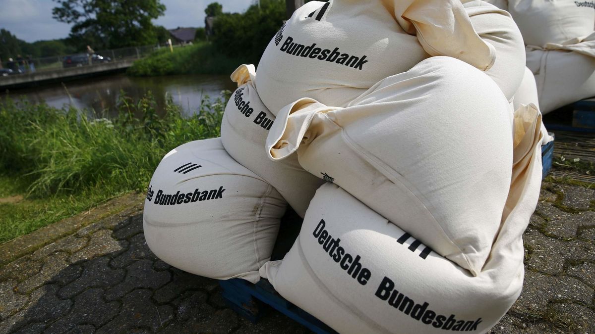 La búsqueda de refugio lleva el Bund alemán a negativo por primera vez en su historia 