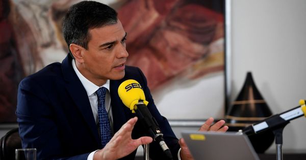 Foto: El presidente del Gobierno en funciones, Pedro Sánchez, en una entrevista en la Cadena Ser. (EFE)