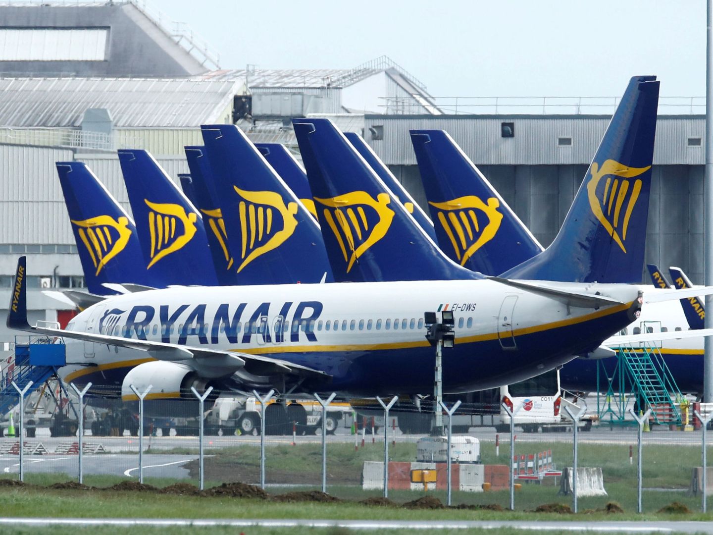 Aviones de Ryanair, en tierra. (Reuters)