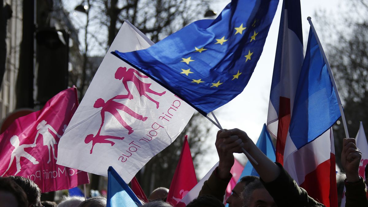 El ‘Tea Party’ a la francesa se adueña de la calle y dicta la política de sociedad