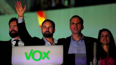 Vox se niega a apoyar a Cs y deja en el aire la oferta de Casado para el Congreso