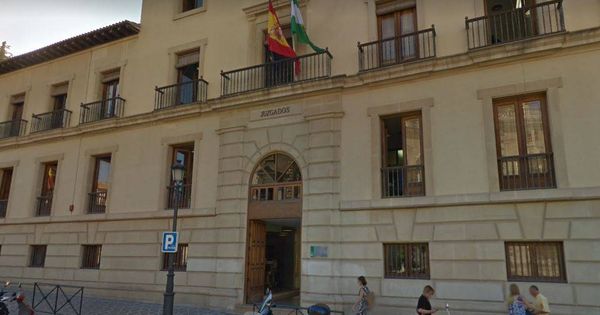 Foto: Exterior de la Sección Segunda de la Audiencia provincial de Granada. (Google Maps)
