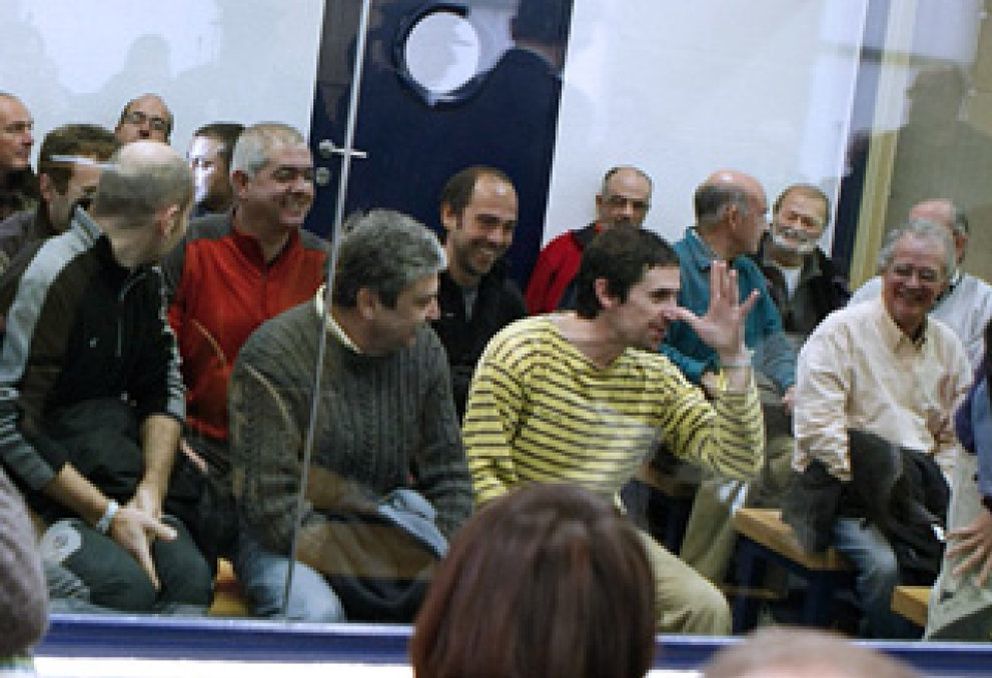 Foto: La Audiencia Nacional dice que KAS, EKIN y XAKI forman parte de las "entrañas" ETA