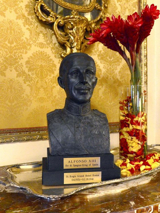 Busto de Alfonso XIII. (EFE)