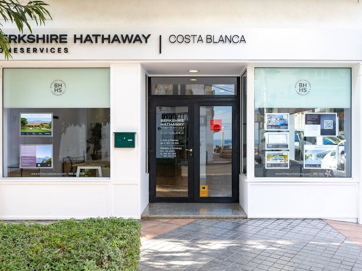 Foto: La nueva oficina de Berkshire Hathaway HomeServices Spain en Alicante. (Cedida)