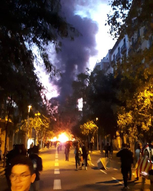  Imagen de los disturbios en Barcelona. (Rafael Méndez)
