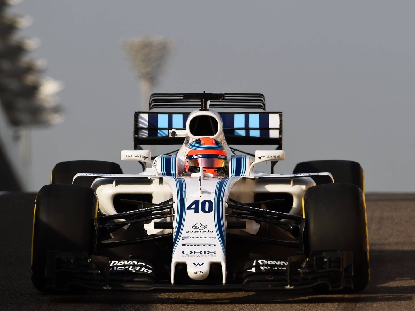 Robert Kubica se subió al Williams FW40 en los test de post-temporada en Abu Dabi.