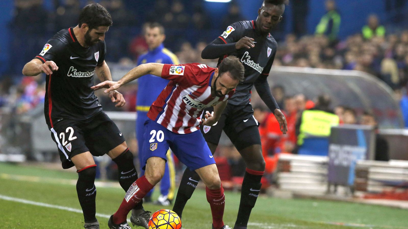 Foto: El enfrentamiento entre Athletic y Atlético, en San Mamés, es la cita más destacada de la jornada (EFE)