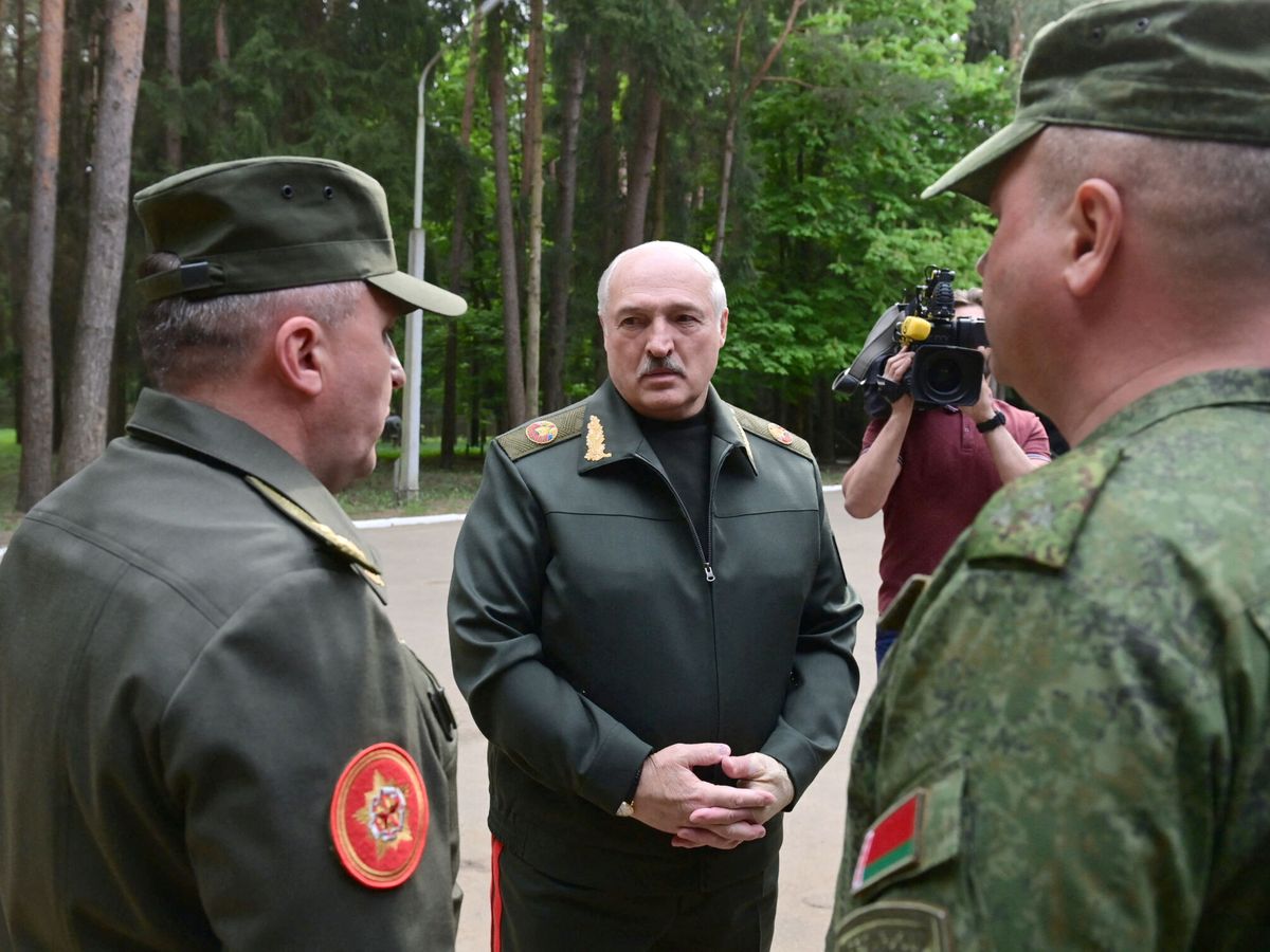 Foto: El presidente de Bielorrusia, Alexander Lukashenko, durante su reaparición pública. (Reuters)