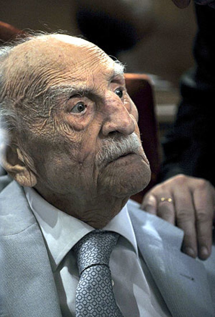 Foto: Ayala, decano de las letras españolas, muere a los 103 años