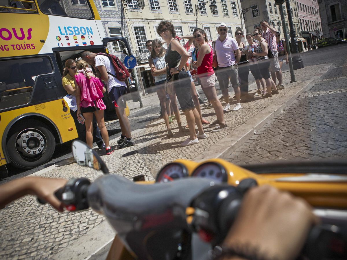Foto: Turistas en Lisboa. (EFE)