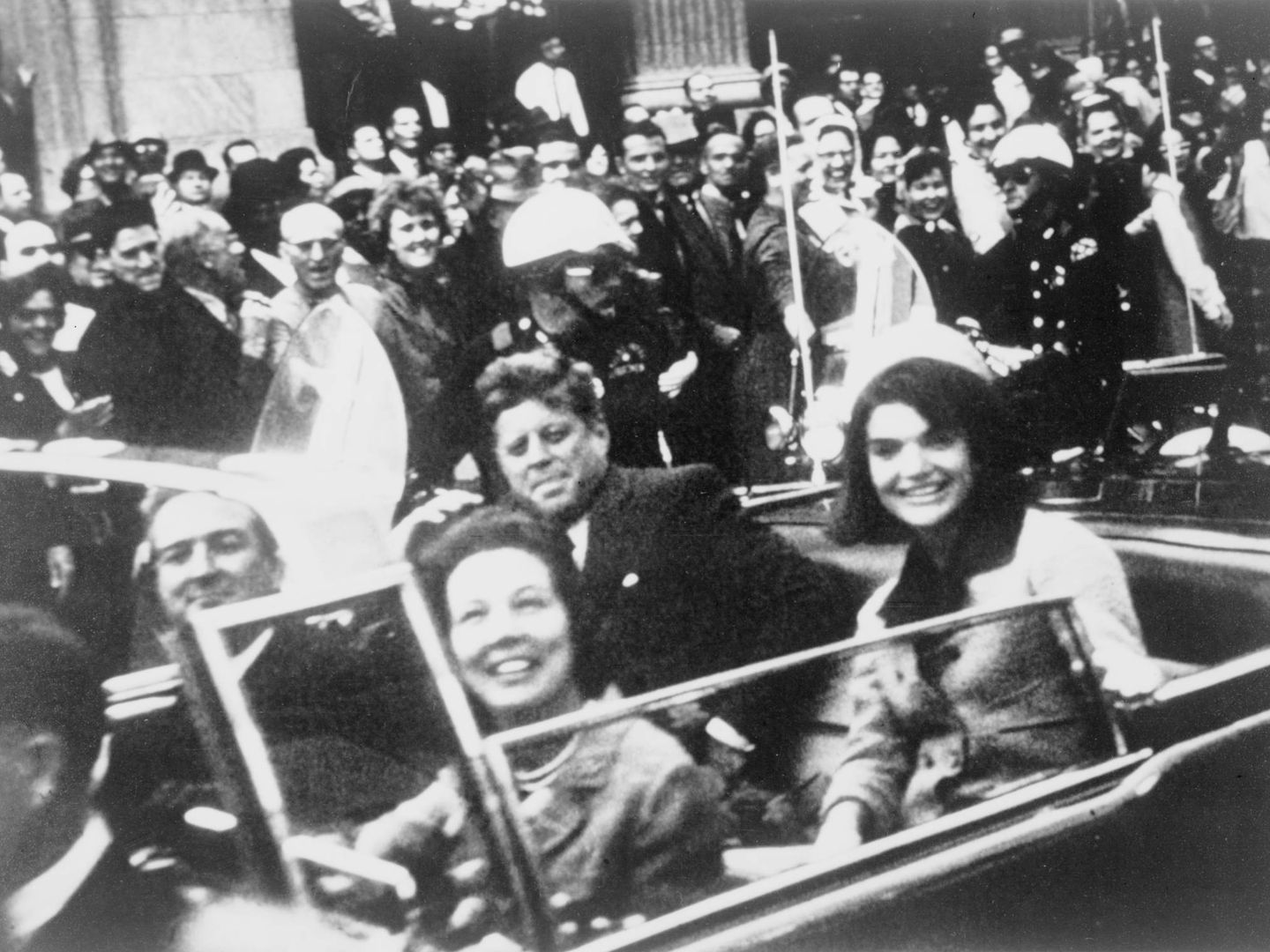 Instantánea de John F. Kennedy antes de ser asesinado. (Wikipedia)