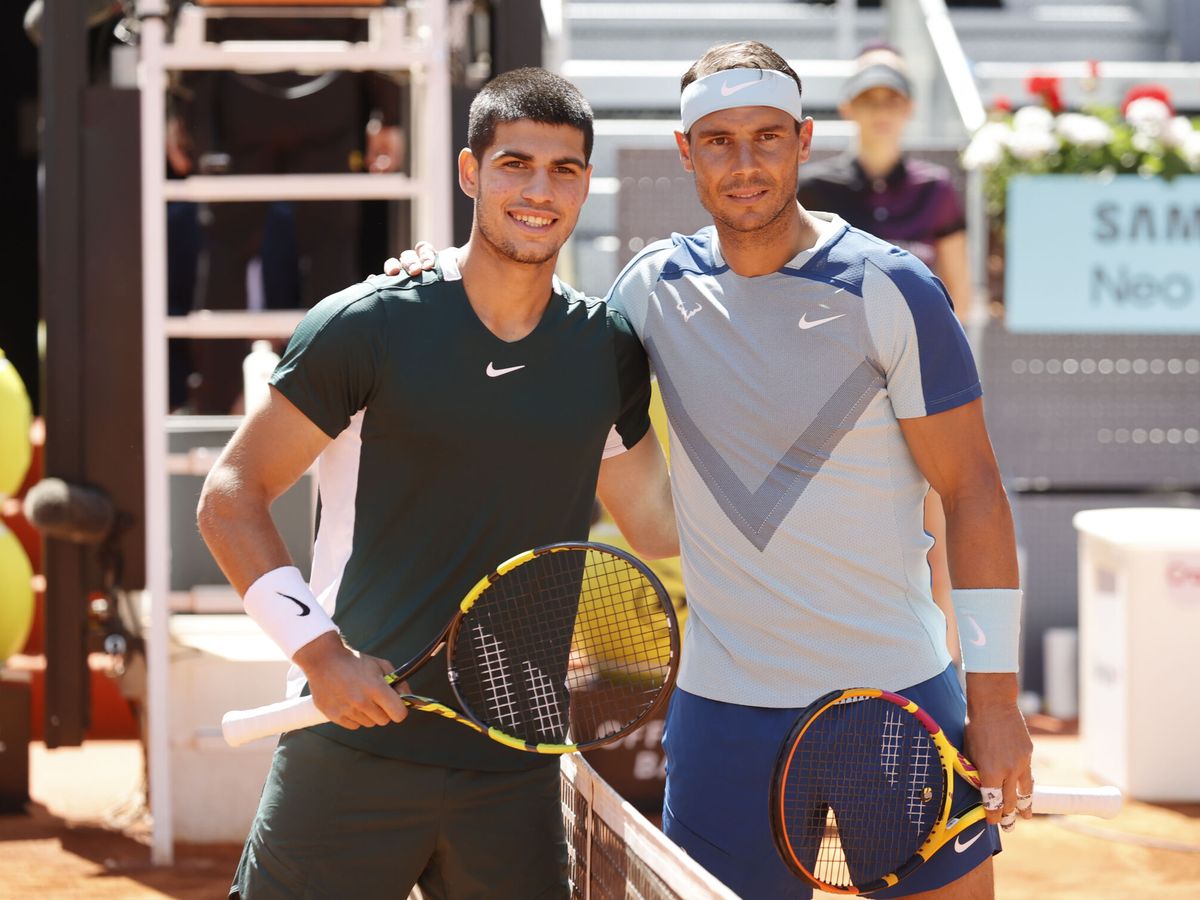 Foto: Nadal y Alcaraz, en el Mutua Madrid Open. (EFE/Emilio Naranjo)