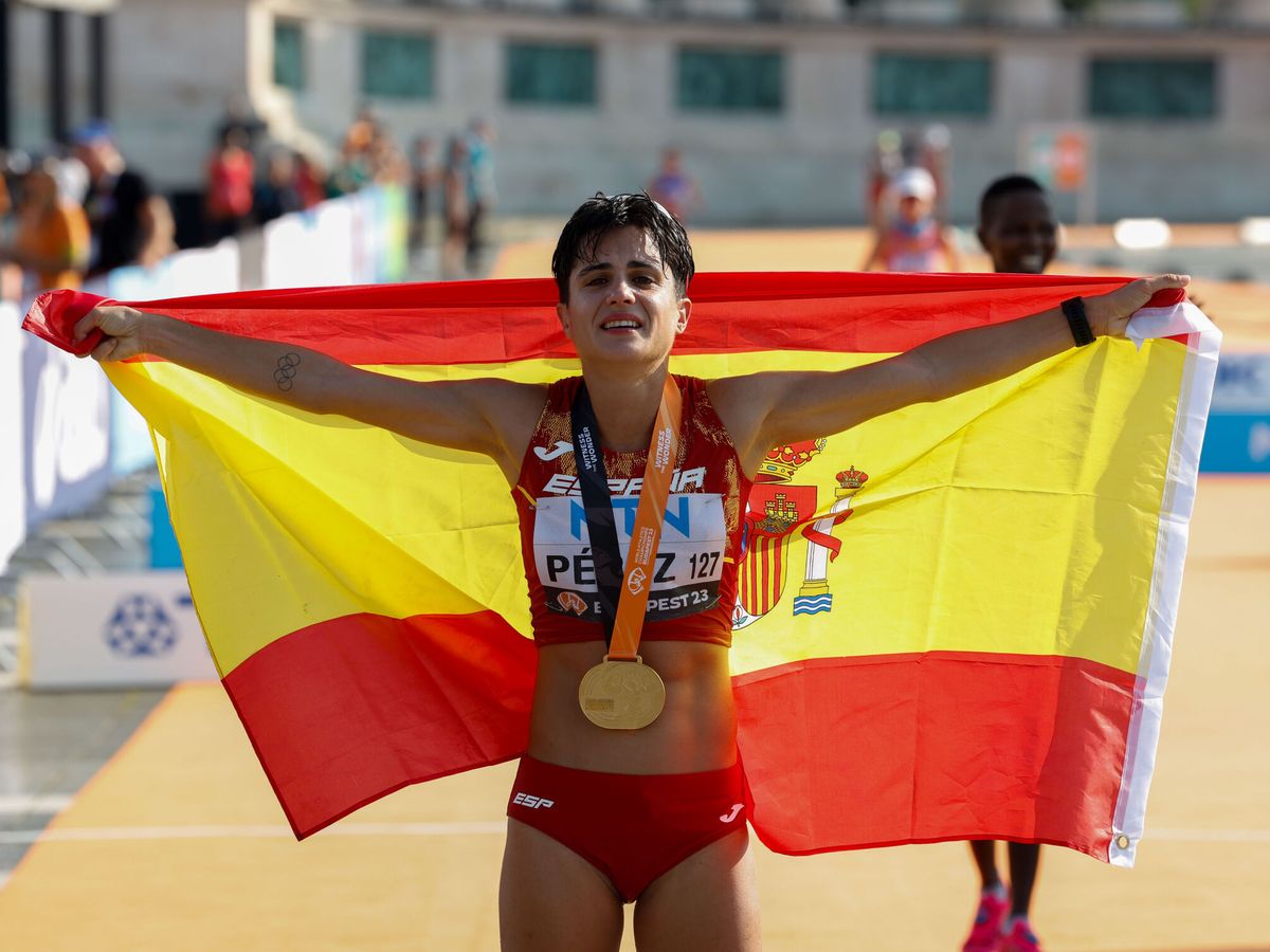 Foto: María Pérez, campeona del mundo de 20 kilómetros marcha. (EFe/Javier Etxezarreta)