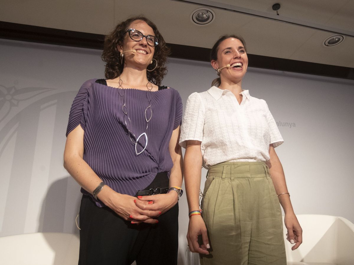 Foto: Irene Montero, junto a Tània Verge en un acto en Barcelona. (EFE/Marta Pérez)
