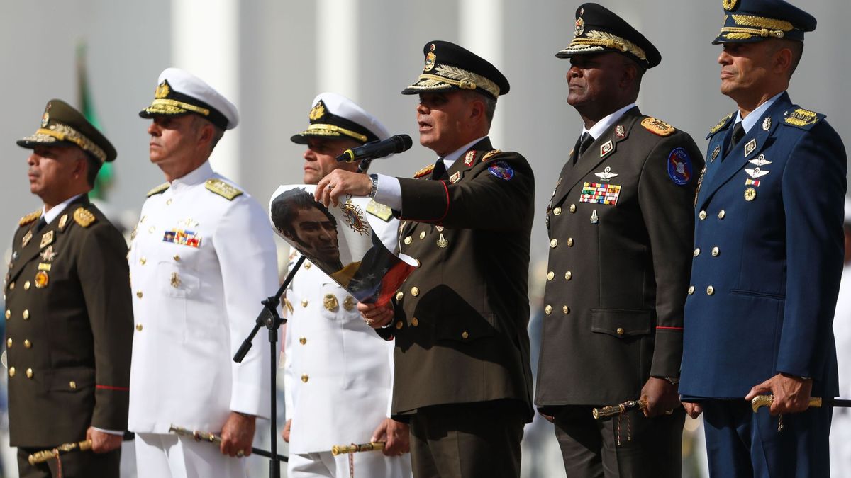 El ministro de Defensa de Venezuela dice que los militares no aceptarán a Guaidó