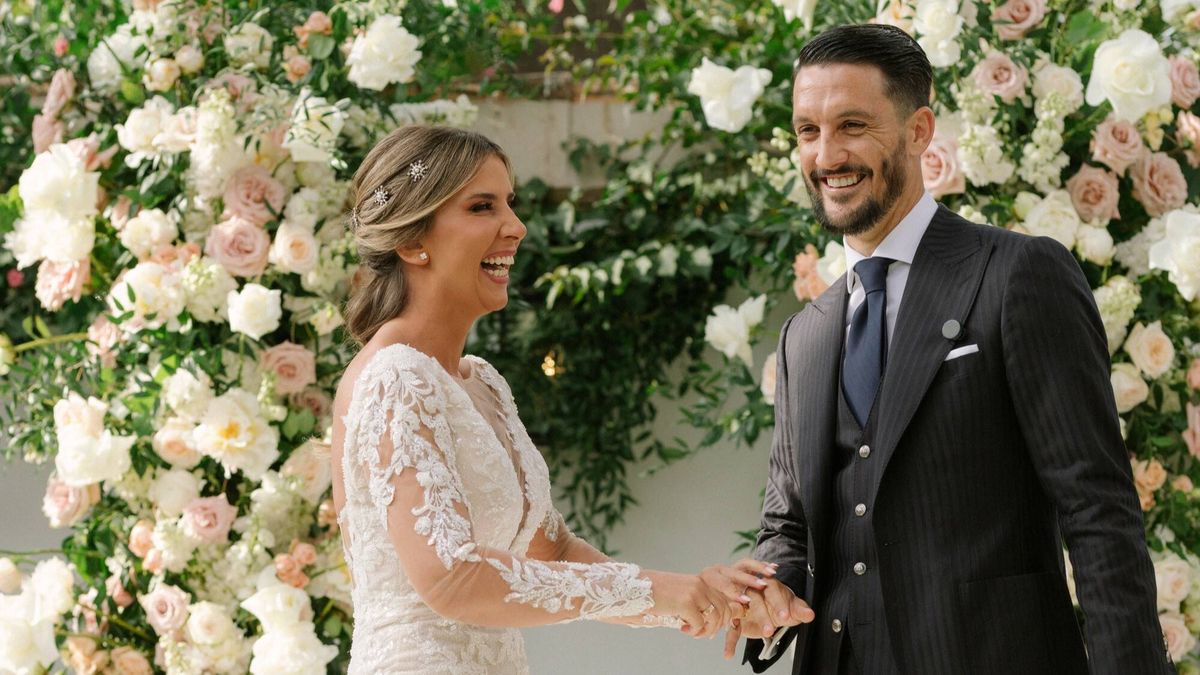La boda del futbolista Luis Alberto en Sevilla, desde dentro: dos vestidos de novia, concierto de Niña Pastori y una lista de invitados VIP
