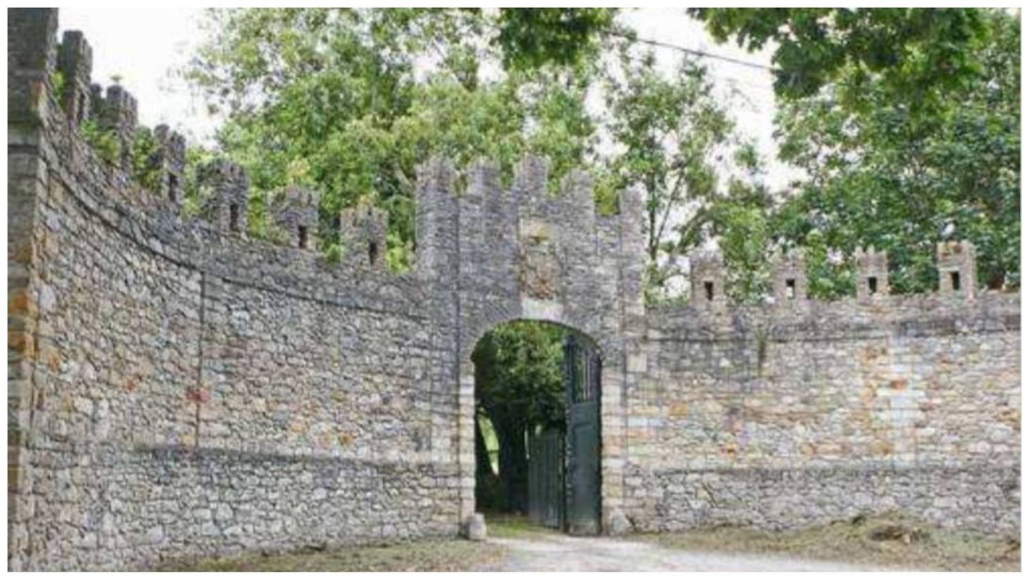 Entrada principal de la Quinta de la Peña de Francia, Deva. (Archivo Patrimonio de Gijón)