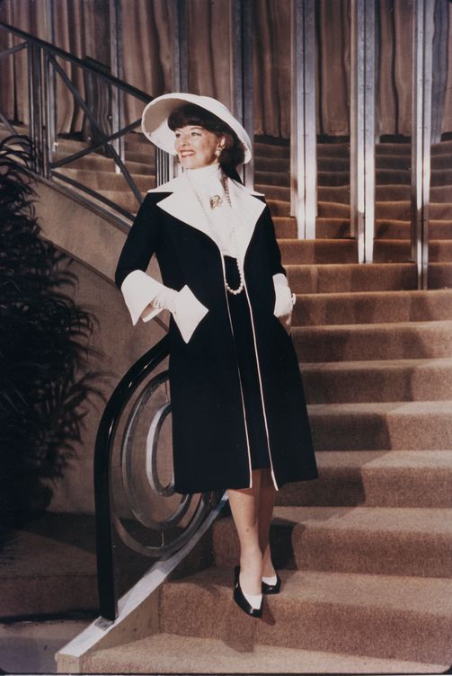 encanto Pompeya Contribuyente 45 vestidos que resumen el estilo de Chanel en el 45 aniversario de su  muerte