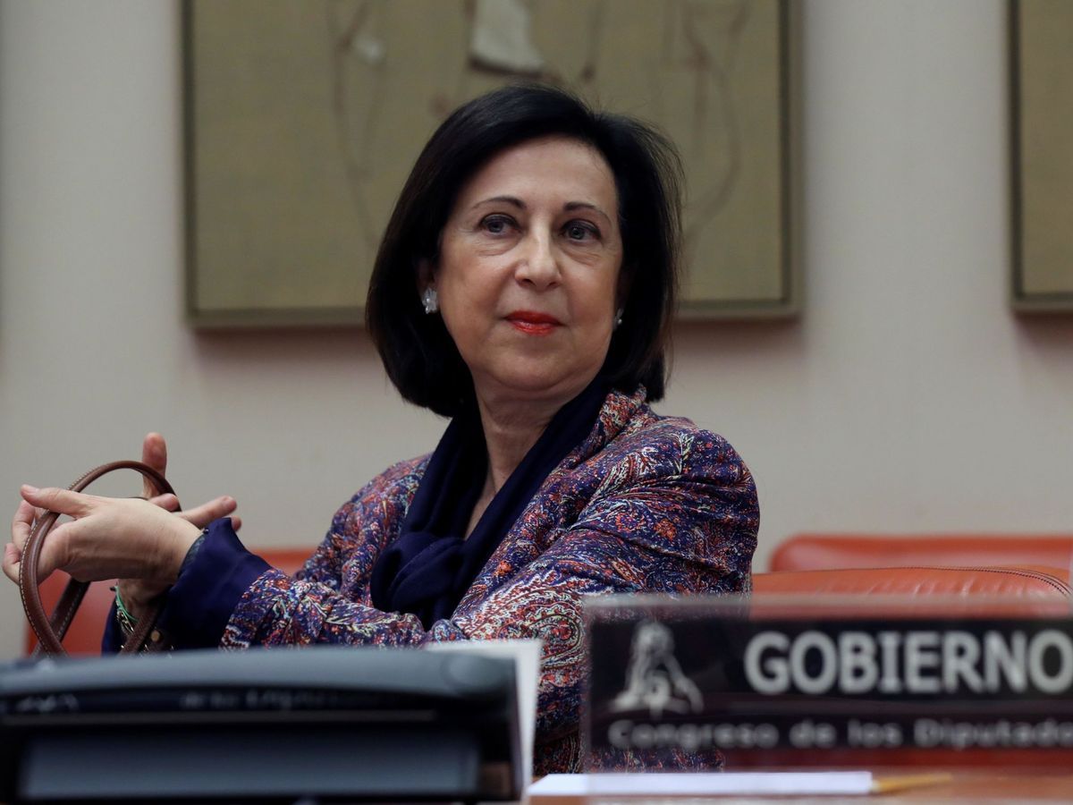 Foto: La ministra de Defensa, Margarita Robles, comparece ante la Comisión de Defensa del Congreso de los Diputados. (EFE)
