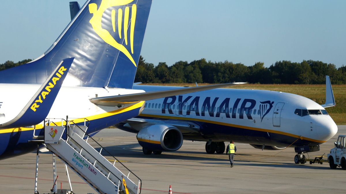 Ryanair aprovecha las horas bajas de Norwegian para 'repescar' a sus pilotos