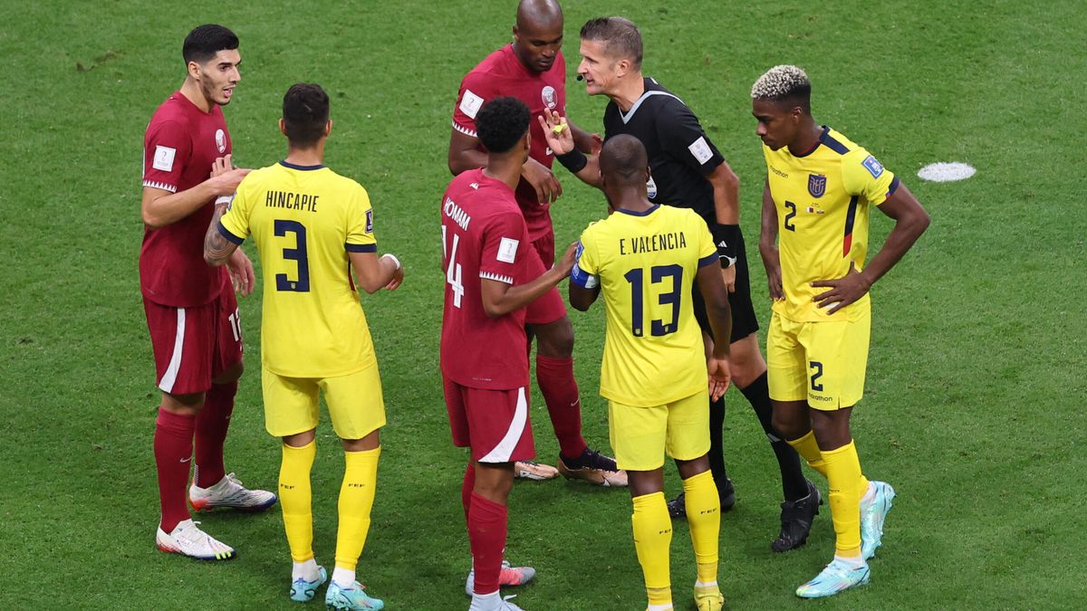 ¿Fuera de juego? Ecuador sufre un controvertido gol anulado frente a Qatar