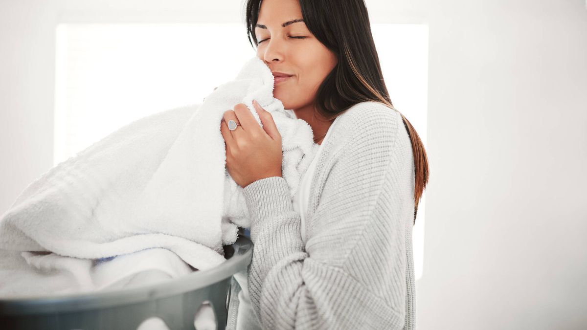 El sencillo truco para lavar las toallas de baño y que estén suaves y  huelan bien