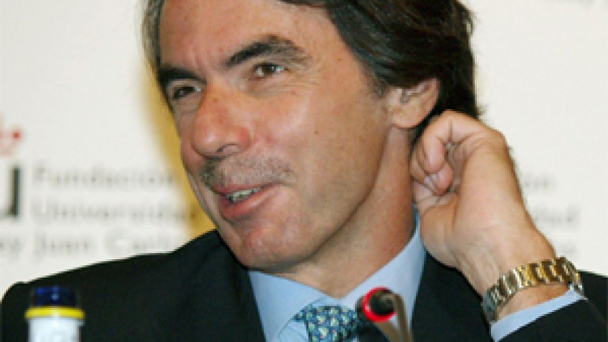 Aznar apuesta por dejar caer de manera ordenada a las entidades financieras no viables