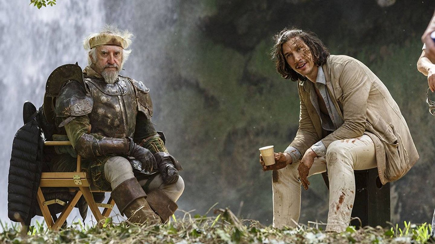 Jonathan Pryce y Adam Driver en 'El hombre que mató a Don Quijote'. (Warner)